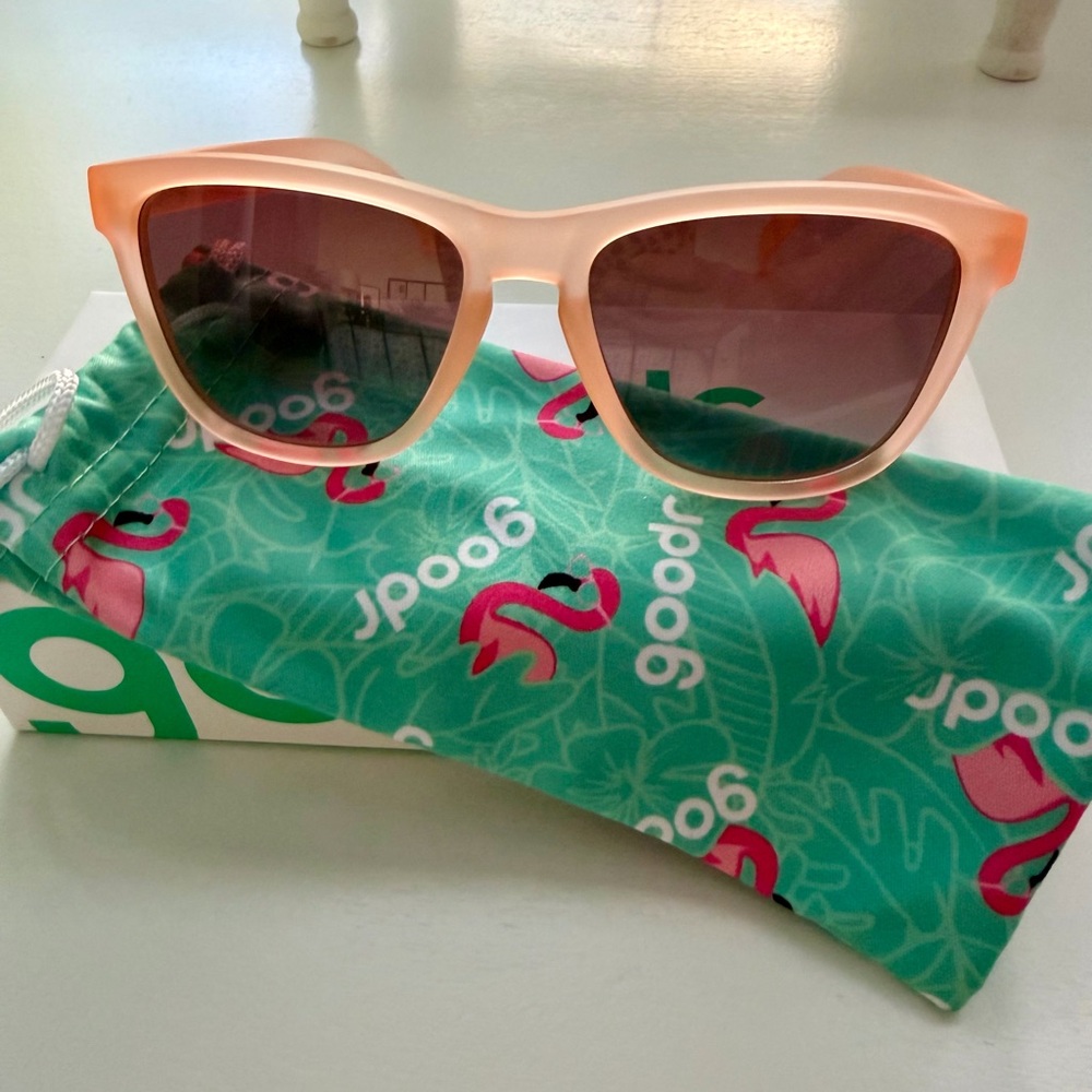 NIB Goodr Sunglasses | Don’t Make Me Blush